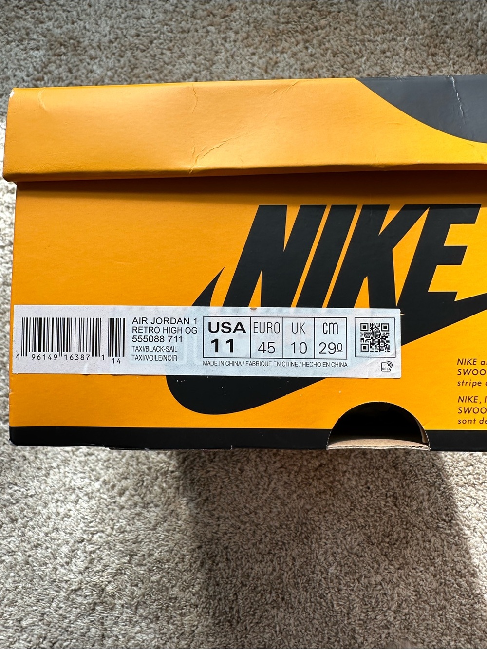 Air Jordan 1 High Black, Yellow, and White — Size USA 11 - Picture 3 of 5